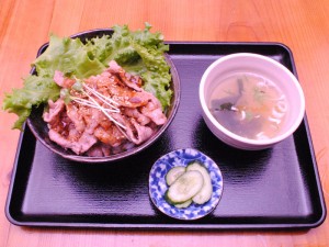 カルビ丼201510