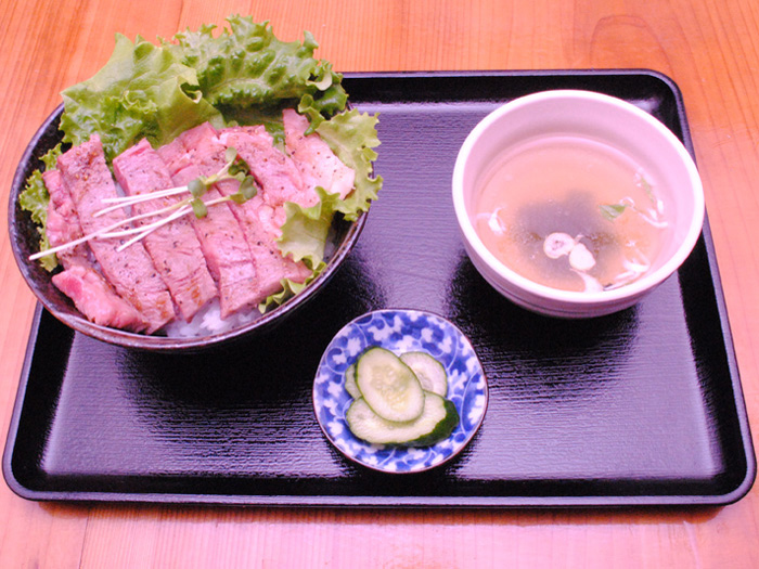 サーロインステーキ丼201510